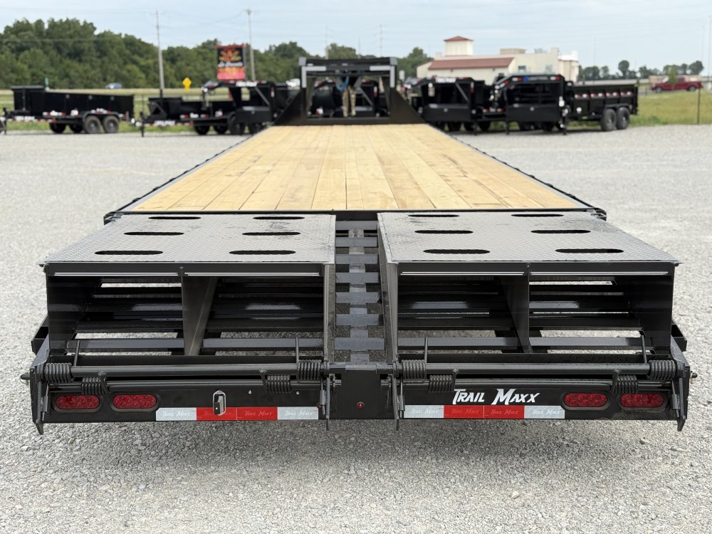2026 TRAILMAXX 102X40 GOOSENECK HOTSHOT FLATBED W/MEGA RAMPS, 14 PLYS AND (8) SLIDE RATCHETS 14K GVW