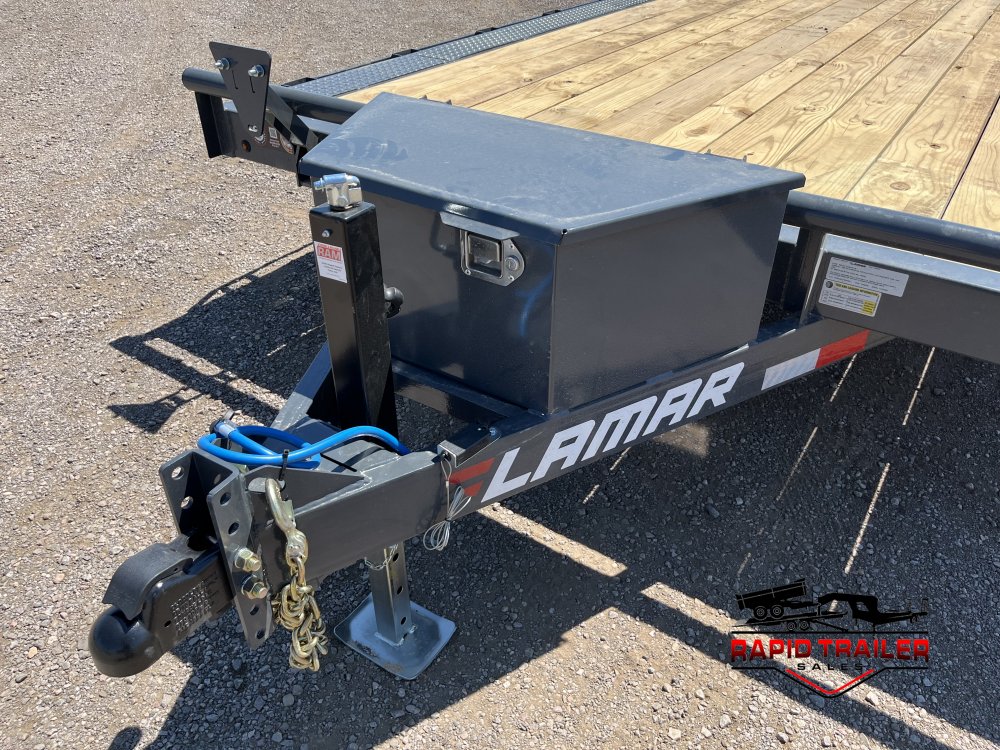 102"x22' Lamar Trailers Equipment